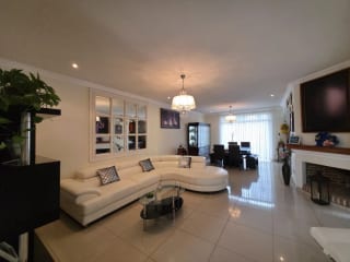 km 26 Carretera a El Salvador casa en venta moderna — Casa en Venta en Bosques de Villa Verde, Carretera a El Salvador, Guatemala, Ciudad — miniatura 16 de 17