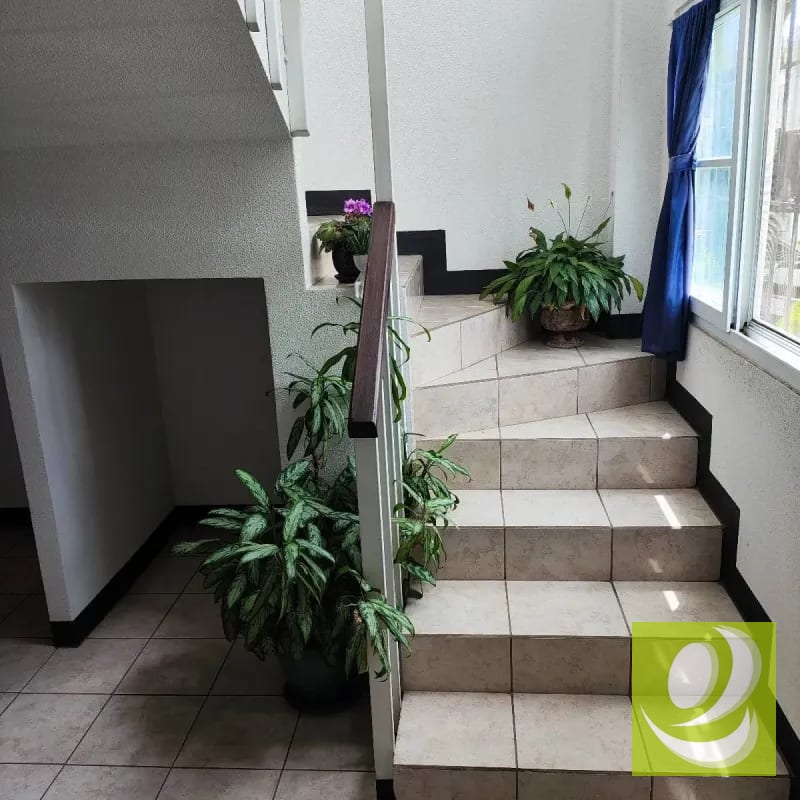 CASA EN VENTA EN RESIDENCIALES FUENTES DEL VALLE NORTE — Casa en Venta en Zona 18, Guatemala, Ciudad — foto 11 de 12