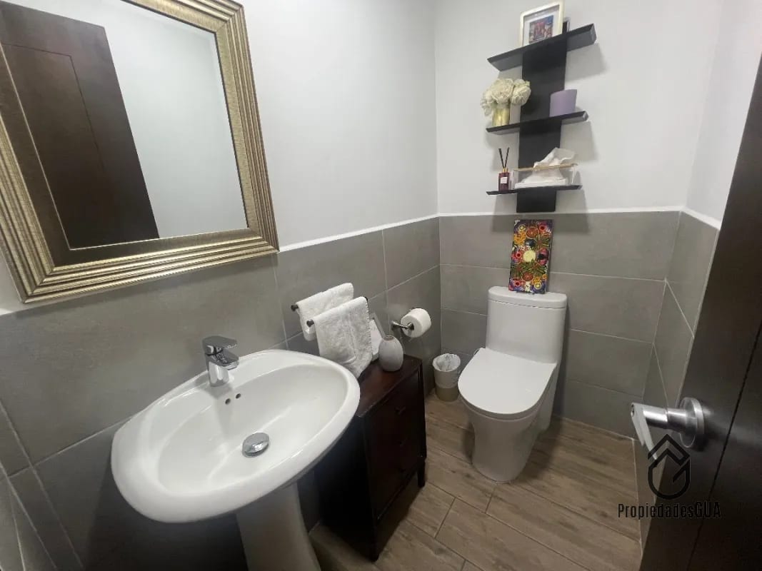 Apto de 1 dormitorio con balcón — Apartamento en Venta en Zona 10, Guatemala, Ciudad — foto 2 de 13