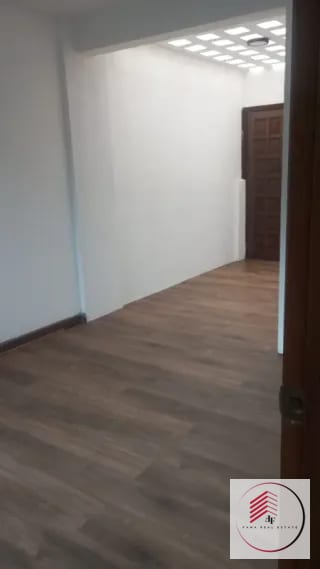 RENTA DE CASA EN ZONA 13 PARA OFICINAS, CLINICAS O NEGOCIO A PUERTA CERRADA — Oficina en Alquiler en Zona 13, Guatemala, Ciudad — miniatura 16 de 17