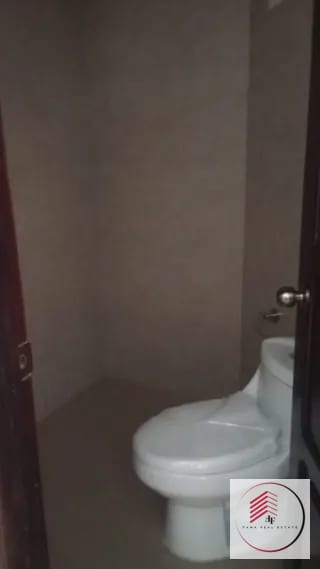 RENTA DE CASA EN ZONA 13 PARA OFICINAS, CLINICAS O NEGOCIO A PUERTA CERRADA — Oficina en Alquiler en Zona 13, Guatemala, Ciudad — miniatura 11 de 17
