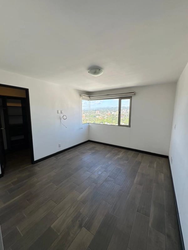 Apartamento en renta Verona en zona 10 — Apartamento en Alquiler en Zona 10, Guatemala, Ciudad — foto 8 de 15
