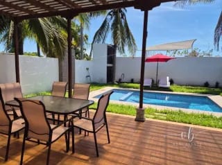 Casa de playa en venta - Monterrico — Casa vacacional en Venta en Monterrico, Santa Rosa — miniatura 9 de 12
