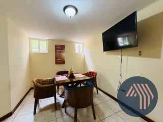 VENTA DE AMPLIA Y CÉNTRICA CASA - SAN LAZARO, ZONA 15 — Casa en Venta en San Lázaro, Zona 15, Guatemala, Ciudad — miniatura 9 de 17