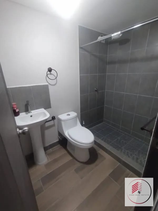 ALQUILO APARTAMENTO UBICADO EN SAN NICOLAS DEL BOSQUE TORRE II ( PARA ESTRENAR) — Apartamento en Alquiler en Zona 4 Mixco, Guatemala, Ciudad — foto 12 de 17