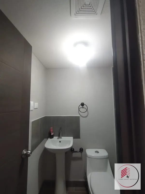 ALQUILO APARTAMENTO UBICADO EN SAN NICOLAS DEL BOSQUE TORRE II ( PARA ESTRENAR) — Apartamento en Alquiler en Zona 4 Mixco, Guatemala, Ciudad — foto 11 de 17