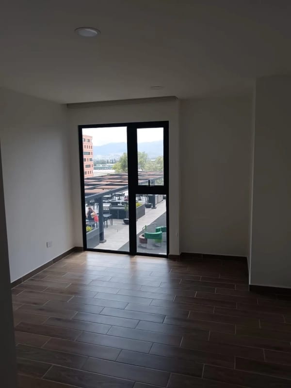 Se renta apartamento, 3 hab, Parque 14, $1300 — Apartamento en Alquiler en Parque 14, Zona 14, Guatemala, Ciudad — foto 5 de 10