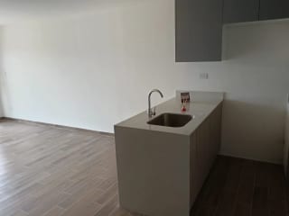 Se renta apartamento, 3 hab, Parque 14, $1300 — Apartamento en Alquiler en Parque 14, Zona 14, Guatemala, Ciudad — miniatura 3 de 10