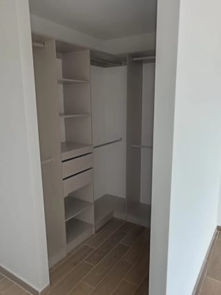 Se renta apartamento, 3 hab, Parque 14, $1300 — Apartamento en Alquiler en Parque 14, Zona 14, Guatemala, Ciudad — miniatura 2 de 10