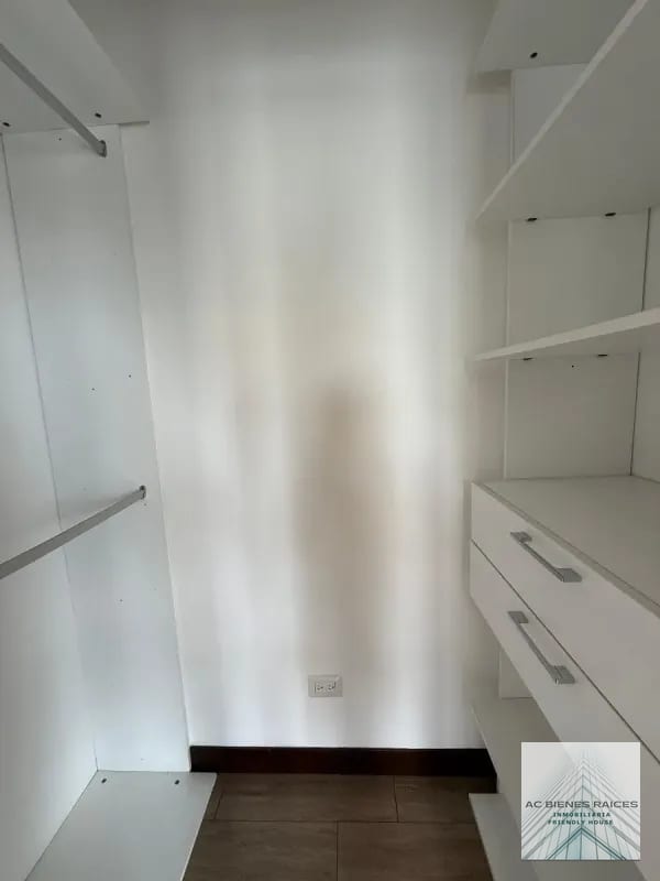 INVERSIONISTAS AVENIK ZONA 15 EN VENTA / RENTA — Apartamento en Venta en Avenik, Zona 15, Guatemala, Ciudad — foto 6 de 11