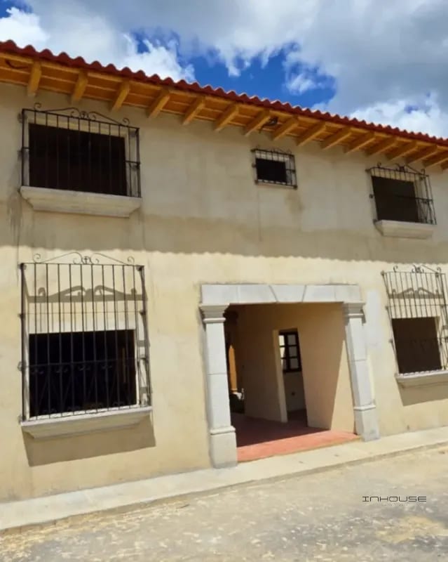 CASA EN VENTA EN PARRAMOS, CHIMALTENANGO — Casa en Venta en Parramos, Chimaltenango — foto 1 de 10