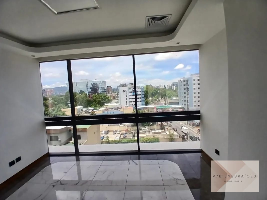 AMPLIA OFICINA - CLÍNICA TABICADA EN RENTA — Oficina en Alquiler en Zona 10, Guatemala, Ciudad — foto 1 de 9