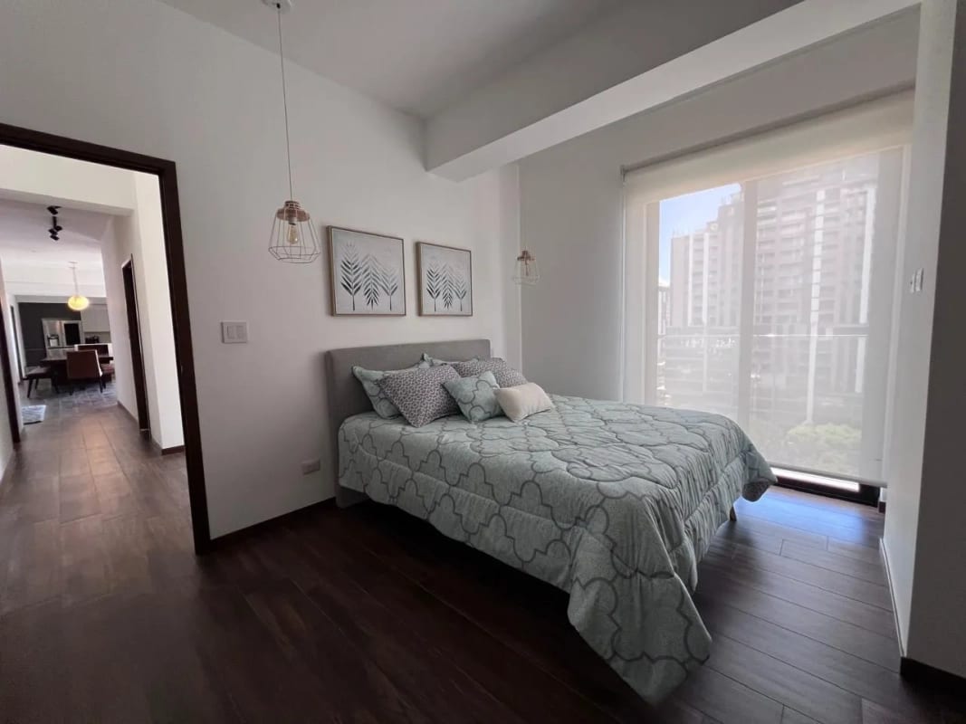Lindo apartamento amueblado en zona 10 en venta o renta — Apartamento en Venta en Zona 10, Guatemala, Ciudad — foto 4 de 9