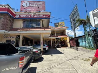 Plaza Comercial en Venta en Calzada Roosevelt — Edificio en Venta en Zona 3 Mixco, Guatemala, Ciudad — miniatura 1 de 8
