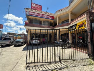 Plaza Comercial en Venta en Calzada Roosevelt — Edificio en Venta en Zona 3 Mixco, Guatemala, Ciudad — miniatura 8 de 8