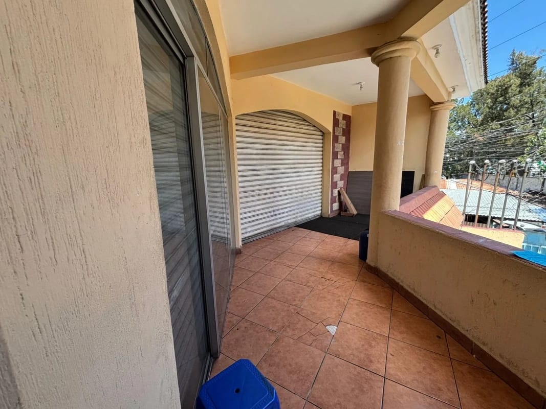 Plaza Comercial en Venta en Calzada Roosevelt — Edificio en Venta en Zona 3 Mixco, Guatemala, Ciudad — foto 7 de 8