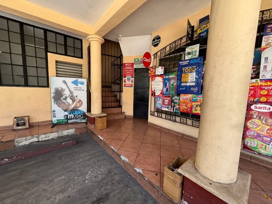 Plaza Comercial en Venta en Calzada Roosevelt — Edificio en Venta en Zona 3 Mixco, Guatemala, Ciudad — foto 4 de 8
