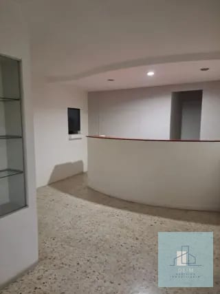 Oficina en renta — Oficina en Alquiler en Centro Empresarial, Zona 10, Guatemala, Ciudad — miniatura 1 de 3