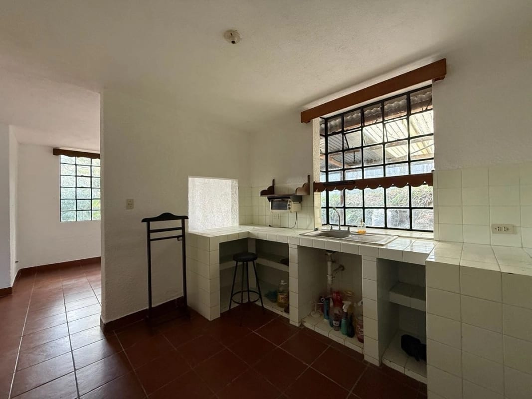 Venta de Casa Cerca del Club Campestre La Montaña – Dentro de Colonia Privada — Casa en Venta en all, Guatemala, Ciudad — foto 4 de 12