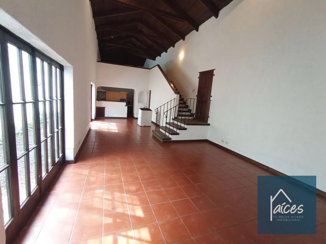 Suite (sin Muebles) en el Pensativo Gravileas Antigua (d) — Apartamento en Alquiler en Las Gravileas, Antigua, Sacatepéquez — foto 6 de 6
