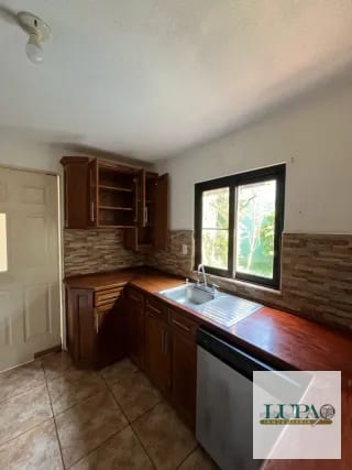 Casa en venta a pocos minutos de Antigua Guatemala — Casa en Venta en Ciudad Vieja, Sacatepéquez — miniatura 3 de 7