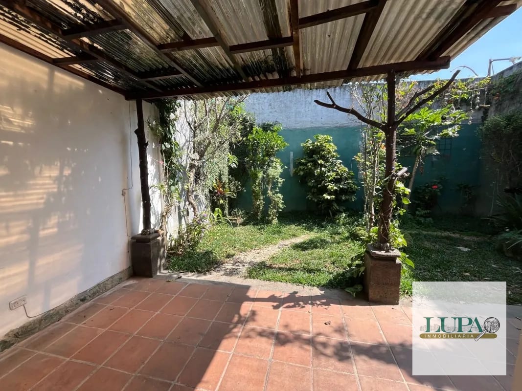 Casa en venta a pocos minutos de Antigua Guatemala — Casa en Venta en Ciudad Vieja, Sacatepéquez — foto 2 de 7