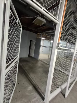 Edificio con Bodega en Alquiler – 20 Calle, Zona 10 — Bodega / Ofibodega en Alquiler en Zona 10, Guatemala, Ciudad — miniatura 4 de 15