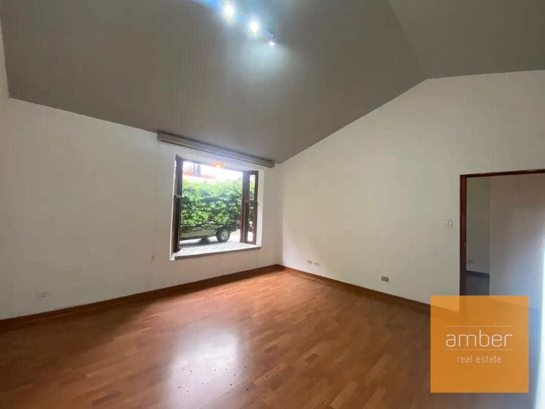 Casa Santa María de los Pinos, Km 21.5 CAES — Casa en Venta en Fraijanes, Carretera a El Salvador, Guatemala, Ciudad — foto 11 de 12