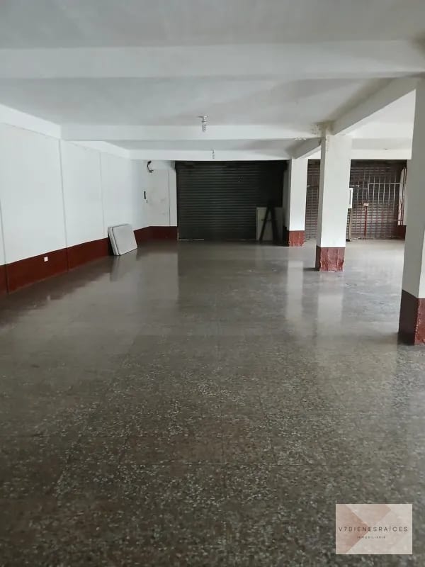 RENTO AMPLIO LOCAL-OFICINA EN EL CENTRO HISTÓRICO DE VILLA NUEVA — Local en Alquiler en Villa Nueva, Guatemala, Ciudad — foto 1 de 2