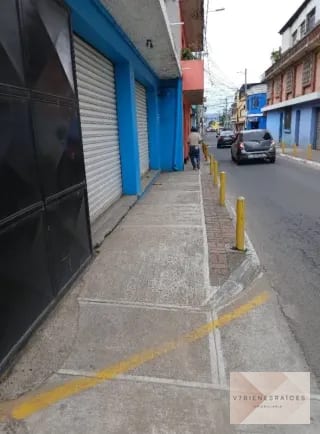 RENTO AMPLIO LOCAL-OFICINA EN EL CENTRO HISTÓRICO DE VILLA NUEVA — Local en Alquiler en Villa Nueva, Guatemala, Ciudad — miniatura 2 de 2