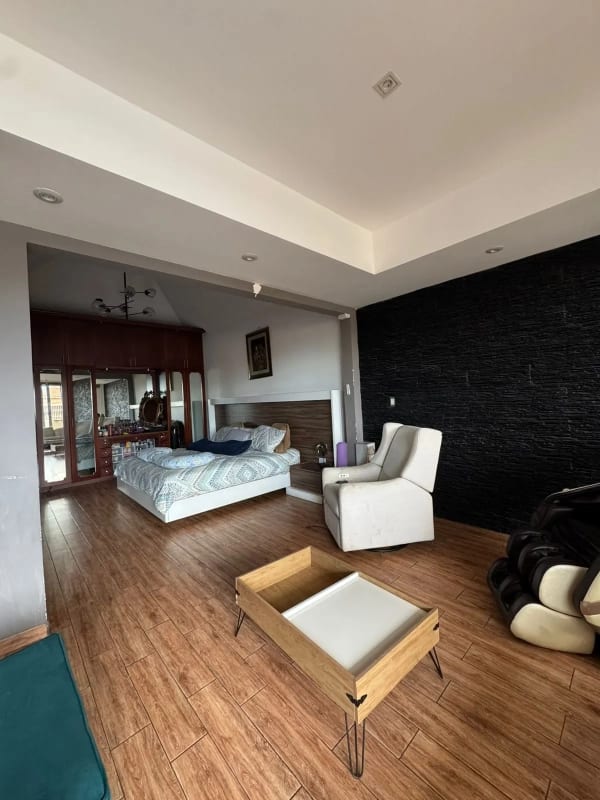 Casa San Cristobal Sector B1 — Casa en Venta en Zona 8 Mixco, Guatemala, Ciudad — foto 9 de 17