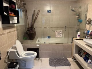 Casa San Cristobal Sector B1 — Casa en Venta en Zona 8 Mixco, Guatemala, Ciudad — miniatura 3 de 17