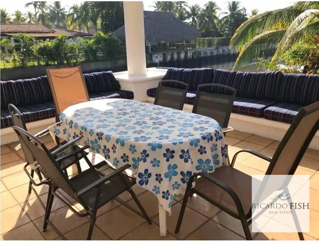 Likin | Casa en Venta Frente al Canal! — Casa vacacional en Venta en Likin, Puerto Quetzal, Escuintla — foto 11 de 12