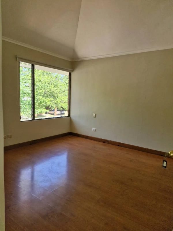 Casa en Venta, KM18.5 CAES — Casa en Venta en Carretera a El Salvador, Guatemala, Ciudad — foto 2 de 14