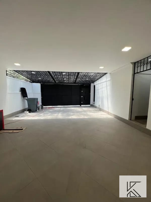 Oportunidad para Inversionistas sobre Avenida las Americas — Local en Venta en Zona 13, Guatemala, Ciudad — foto 2 de 13