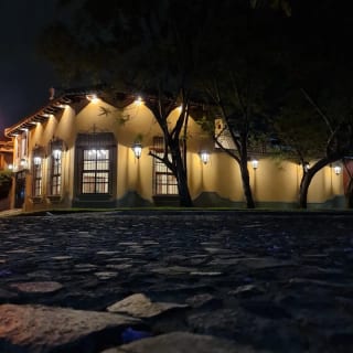 Bella Vista Jocotenango: Lujosa Casa de Esquina sobre Boulevard Principal — Casa en Venta en Antigua, Sacatepéquez — miniatura 16 de 17