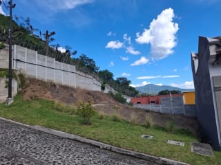 Terreno en Bella Vista Jocotenango con Hermosas Vistas — Terreno en Venta en Antigua, Sacatepéquez — miniatura 4 de 9