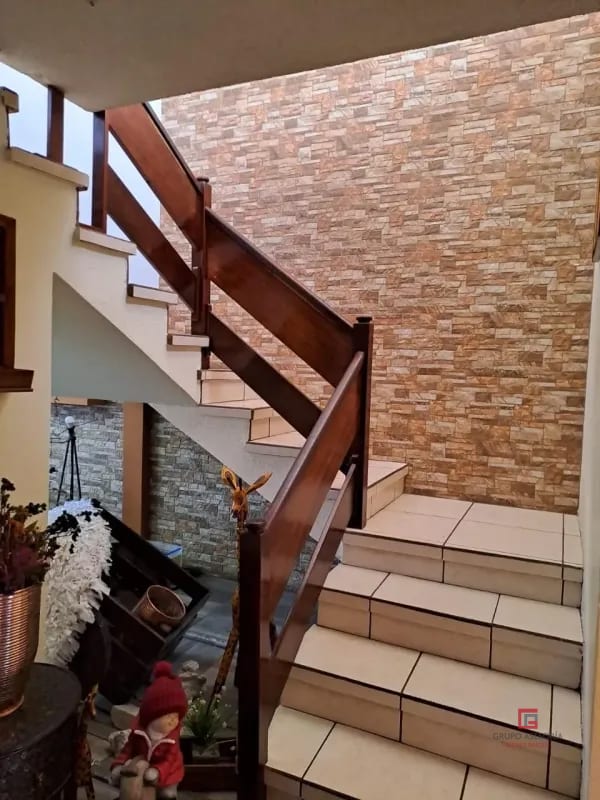 Linda casa en venta en Resideciales Roosevelt zona 7 de Mixco — Casa en Venta en Zona 7 Mixco, Guatemala, Ciudad — foto 6 de 10