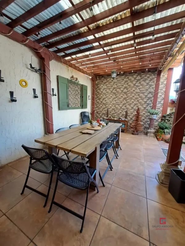 Linda casa en venta en Resideciales Roosevelt zona 7 de Mixco — Casa en Venta en Zona 7 Mixco, Guatemala, Ciudad — foto 3 de 10