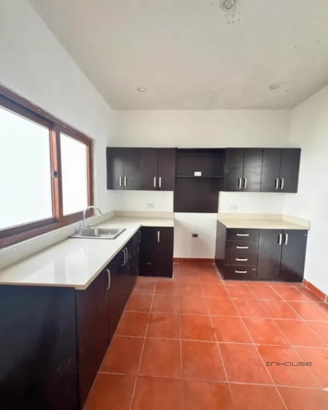 CASAS EN VENTA EN ANTIGUA, SAN PEDRO LAS HUERTAS — Casa en Venta en San Pedro Las Huertas, Antigua, Sacatepéquez — foto 10 de 10