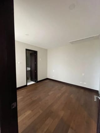 Alquiler de Apartamento en Edificio Zona 14 — Apartamento en Alquiler en Santa Inés, Zona 14, Guatemala, Ciudad — miniatura 4 de 8