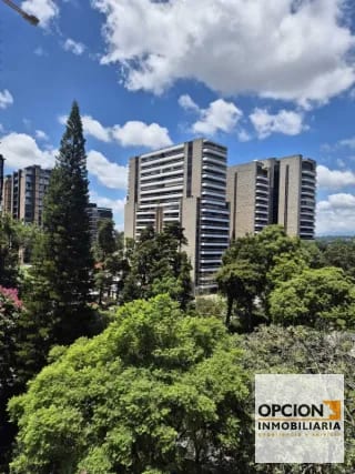 RENTO APARTAMENTO 2/DORMITORIOS. SANTA SOFIA 7a. Av. Z.10 — Apartamento en Alquiler en Santa Sofía 7AV, Zona 10, Guatemala, Ciudad — miniatura 11 de 15