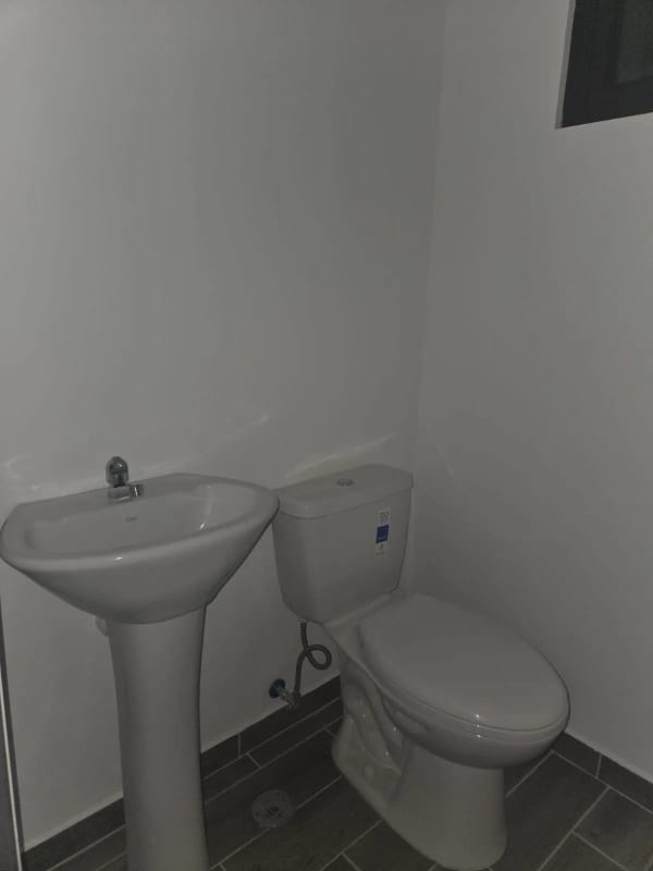 Ofibodega en venta en km 13 CAES — Bodega / Ofibodega en Venta en Santa Rosalia La Laguna, Carretera a El Salvador, Guatemala, Ciudad — foto 5 de 14