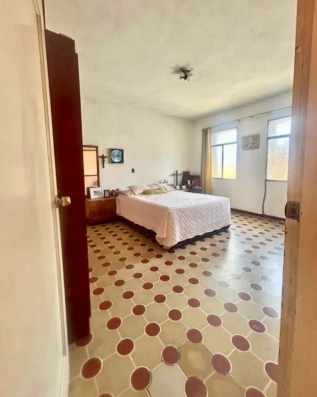 Zona 1 Amplia Casa Fuera de Garita en Venta — Casa en Venta en Zona 1, Guatemala, Ciudad — foto 8 de 16