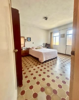 Zona 1 Amplia Casa Fuera de Garita en Venta — Casa en Venta en Zona 1, Guatemala, Ciudad — miniatura 8 de 16