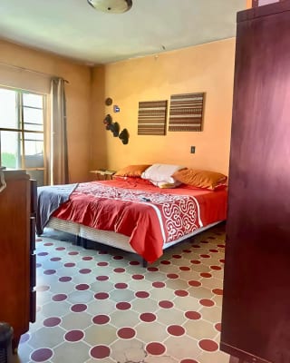 Zona 1 Amplia Casa Fuera de Garita en Venta — Casa en Venta en Zona 1, Guatemala, Ciudad — miniatura 5 de 16