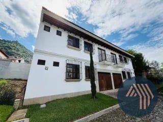 Venta de Hermosa Casa con Acabados de Lujo - Bella Vista, Antigua — Casa vacacional en Venta en Jocotenango, Sacatepéquez — miniatura 1 de 16