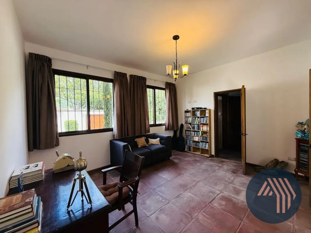 Venta de Hermosa Casa con Acabados de Lujo - Bella Vista, Antigua — Casa vacacional en Venta en Jocotenango, Sacatepéquez — foto 4 de 16