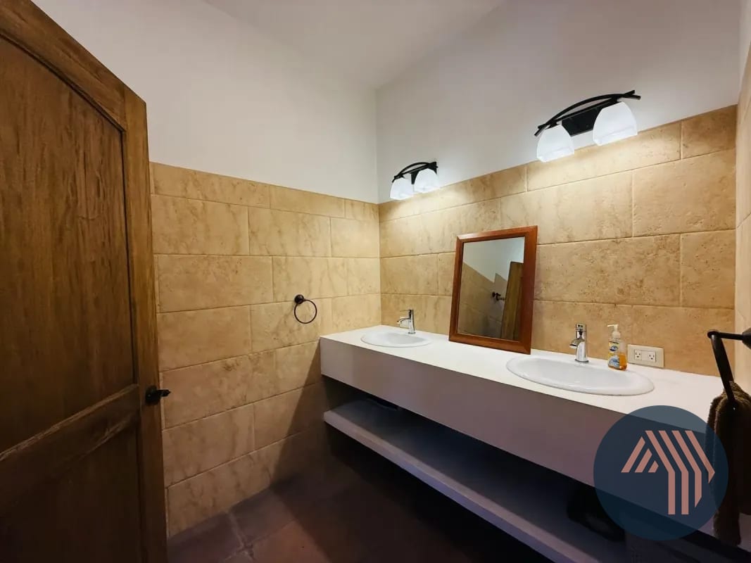 Venta de Hermosa Casa con Acabados de Lujo - Bella Vista, Antigua — Casa vacacional en Venta en Jocotenango, Sacatepéquez — foto 5 de 16