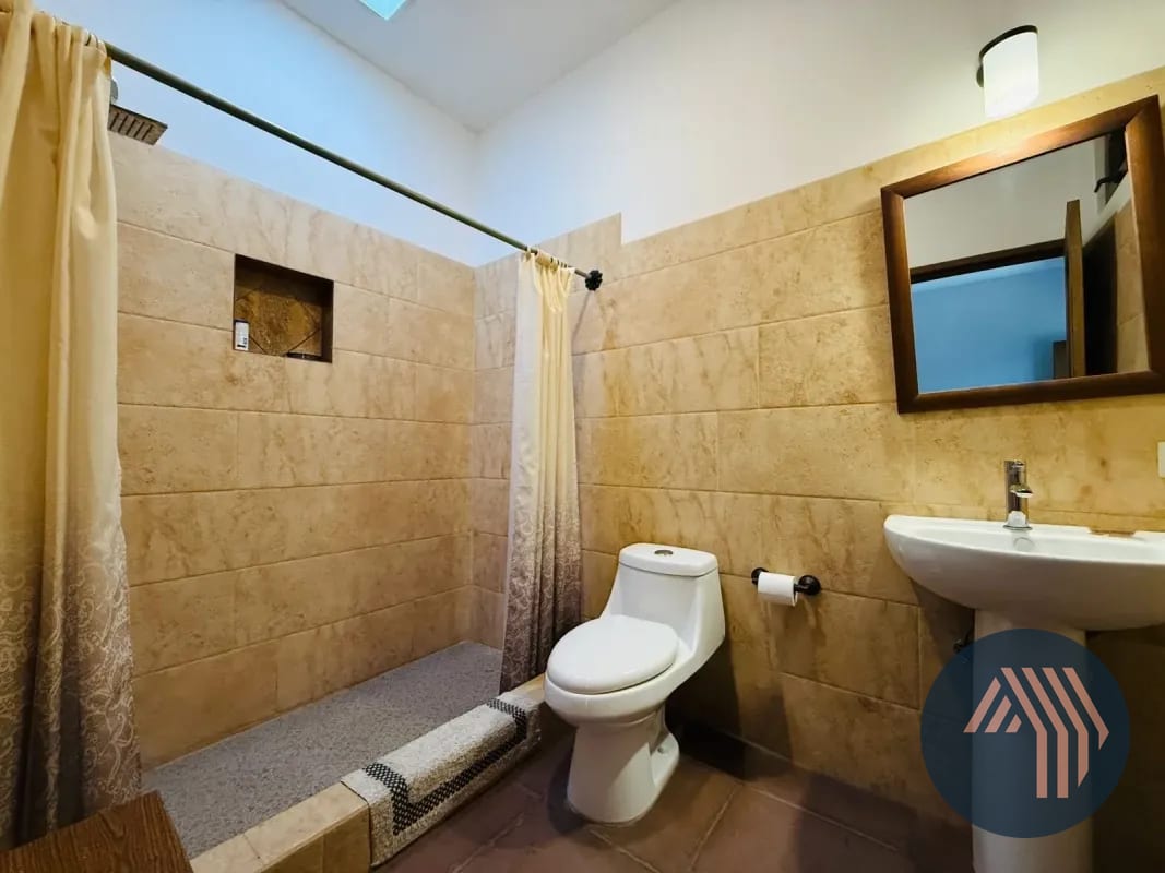 Venta de Hermosa Casa con Acabados de Lujo - Bella Vista, Antigua — Casa vacacional en Venta en Jocotenango, Sacatepéquez — foto 7 de 16
